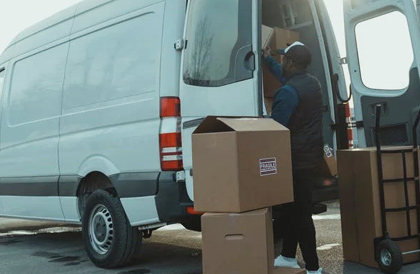 Do Illinois Delivery Drivers Qualify for Workers’ Compensation?